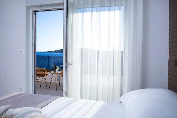 Seaside Family Villa with Pool in Sevid