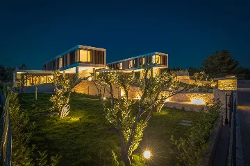 Modern 4-Bedroom Villa with Pool in Primošten