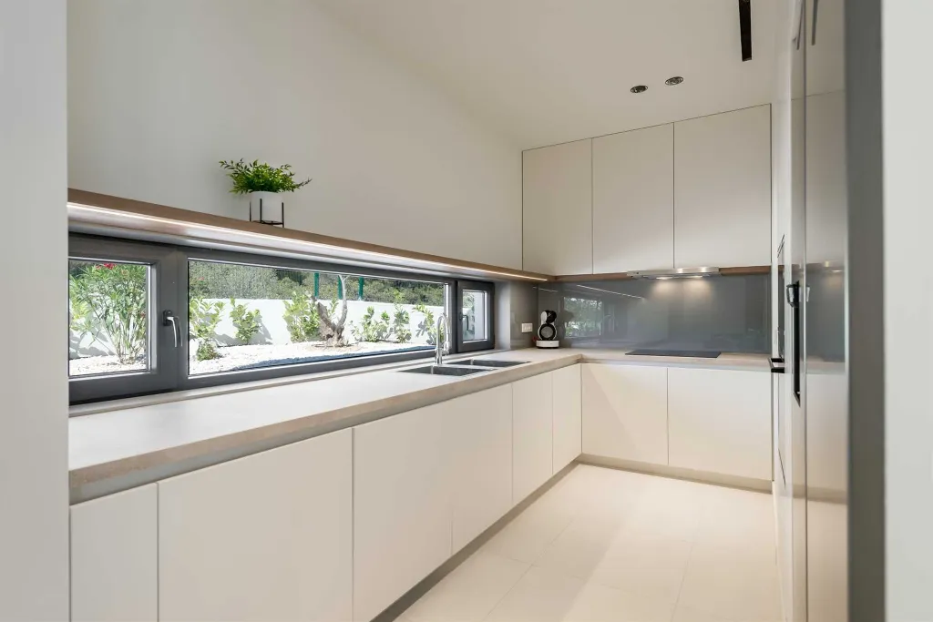 Modern 4-Bedroom Villa with Pool in Primošten