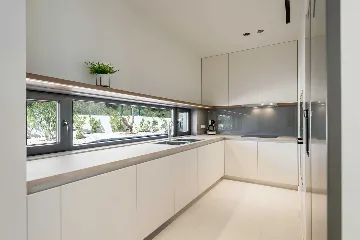 Modern 4-Bedroom Villa with Pool in Primošten