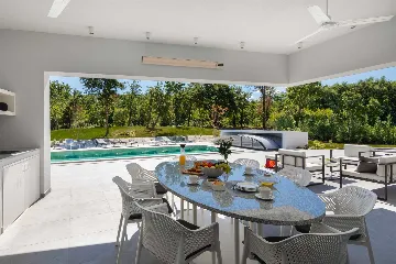 Modern Villa Retreat with Pool in Režanci, Istria