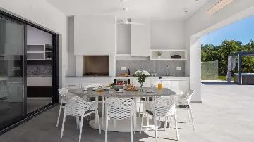 Modern Villa Retreat with Pool in Režanci, Istria