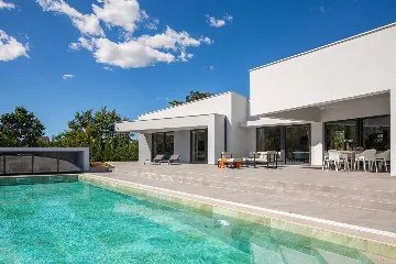Modern Villa Retreat with Pool in Režanci, Istria