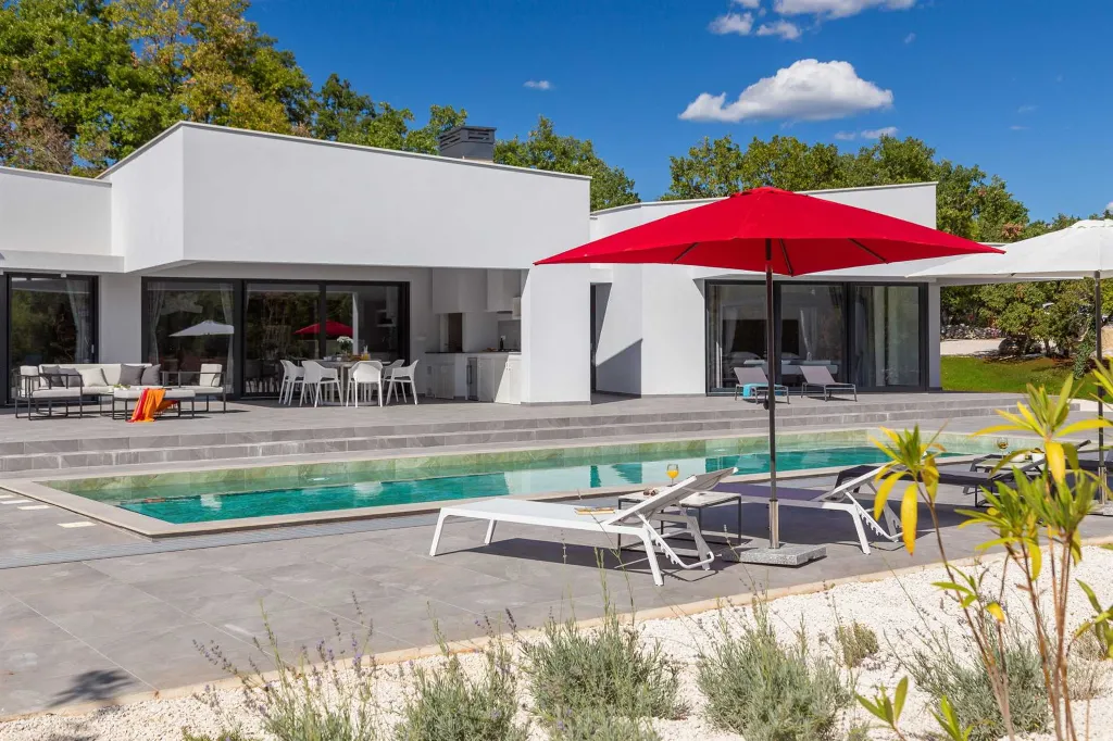 Modern Villa Retreat with Pool in Režanci, Istria