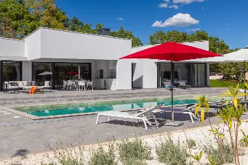 Modern Villa Retreat with Pool in Režanci, Istria