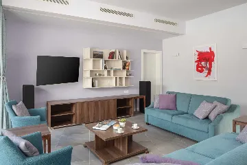 Modern Villa Retreat with Pool in Režanci, Istria