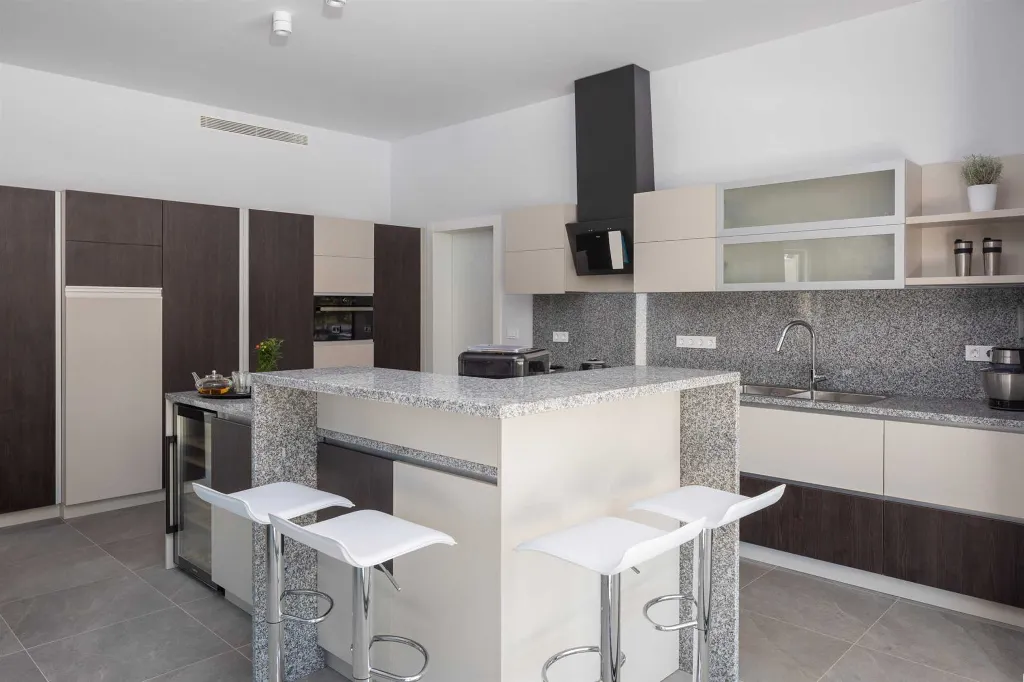 Modern Villa Retreat with Pool in Režanci, Istria