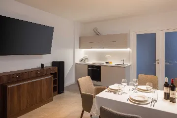 Modern Villa Retreat with Pool in Režanci, Istria