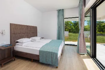 Modern Villa Retreat with Pool in Režanci, Istria