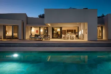 Modern Villa Retreat with Pool in Režanci, Istria