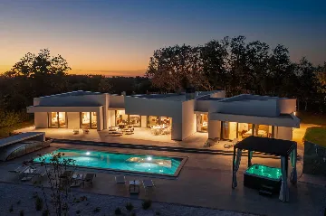 Modern Villa Retreat with Pool in Režanci, Istria