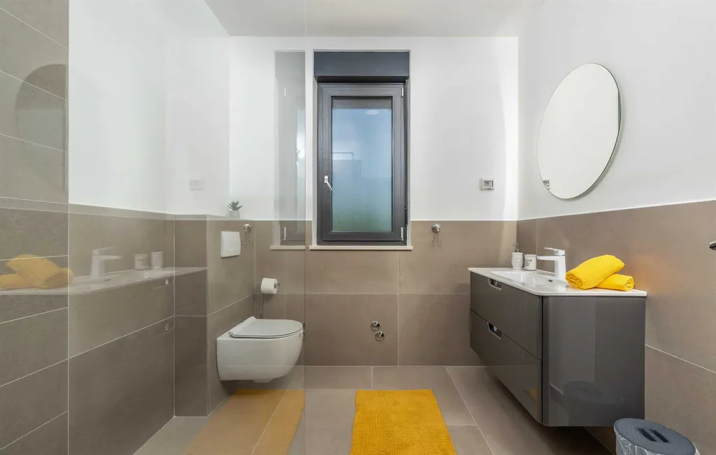 Spacious Family Villa with Pool in Krnica