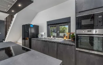 Spacious Family Villa with Pool in Krnica