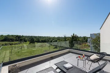 Contemporary Family Villa with Pool in Vabriga