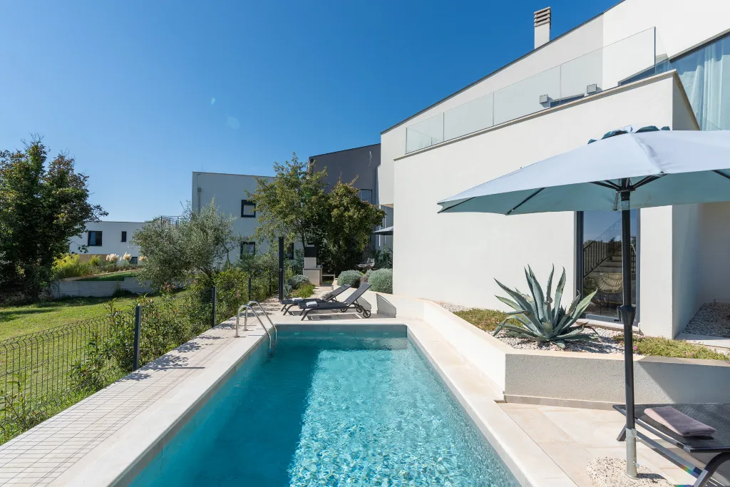 Contemporary Family Villa with Pool in Vabriga
