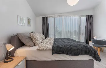 Contemporary Family Villa with Pool in Vabriga