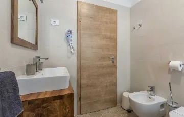 Contemporary Family Villa with Pool in Vabriga