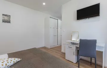 Modern 3-Bedroom Villa With Heated Pool in Pazin