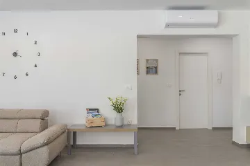 Modern 3-Bedroom Villa With Heated Pool in Pazin