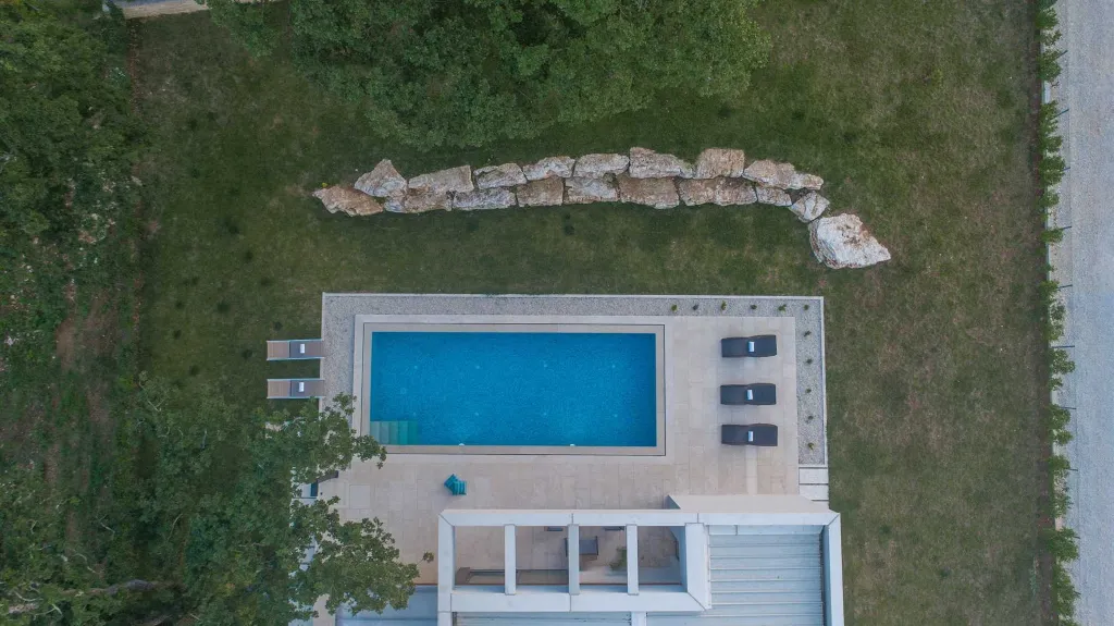 Modern 3-Bedroom Villa With Heated Pool in Pazin