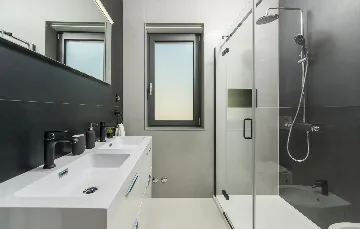 Modern Two-Bedroom Villa with Pool in Pazin