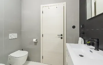 Modern Two-Bedroom Villa with Pool in Pazin