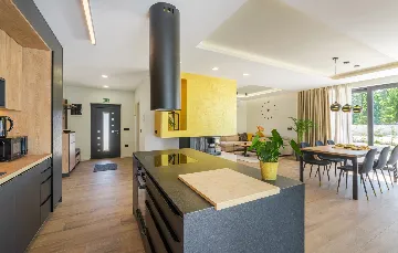 Modern Two-Bedroom Villa with Pool in Pazin