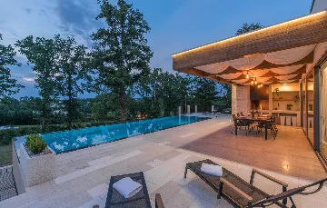 Modern Two-Bedroom Villa with Pool in Pazin