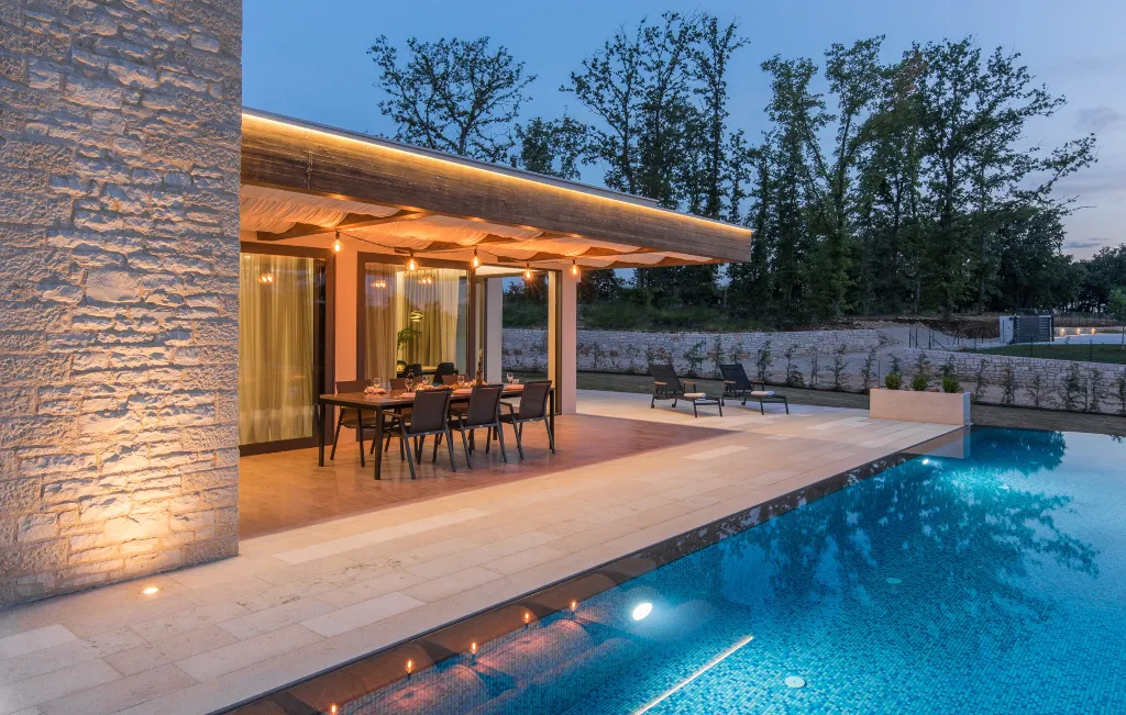 Modern Two-Bedroom Villa with Pool in Pazin