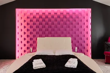 Spacious 7-Bedroom Villa with Pool near Vižinada