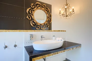 Spacious 7-Bedroom Villa with Pool near Vižinada