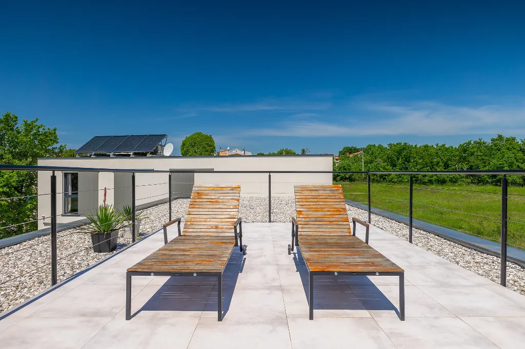 Spacious Villa with Infinity Pool in Vižinada