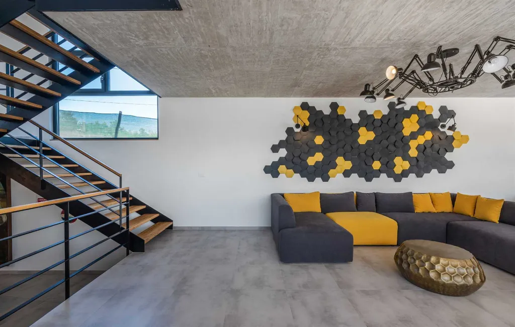 Spacious Villa with Infinity Pool in Vižinada