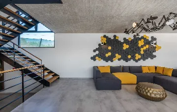 Spacious Villa with Infinity Pool in Vižinada