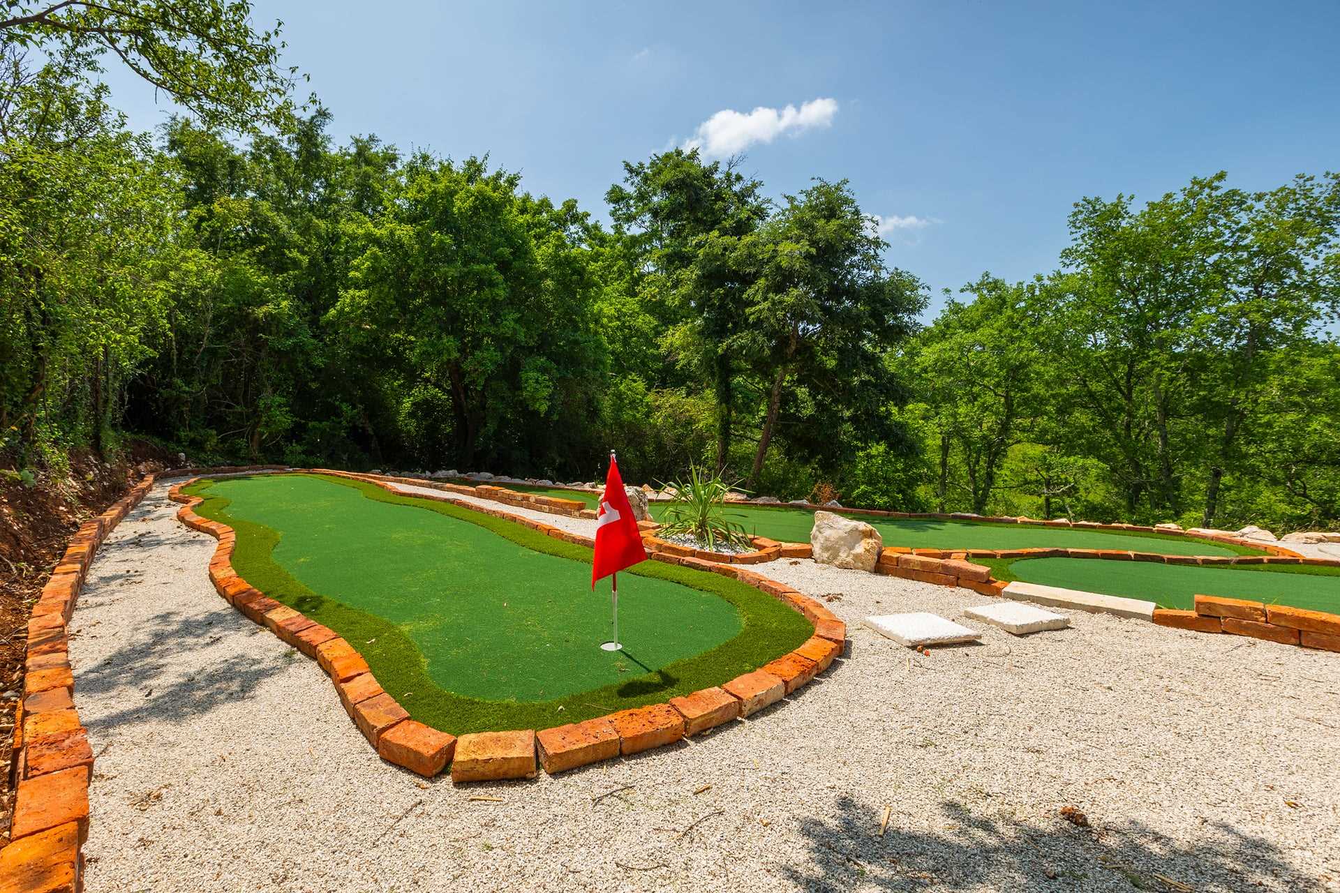 Luxury Villa Queen B with Pool
