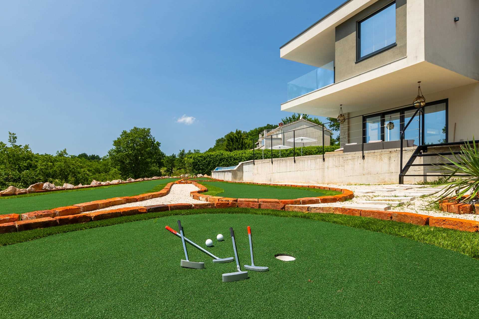 Luxury Villa Queen B with Pool