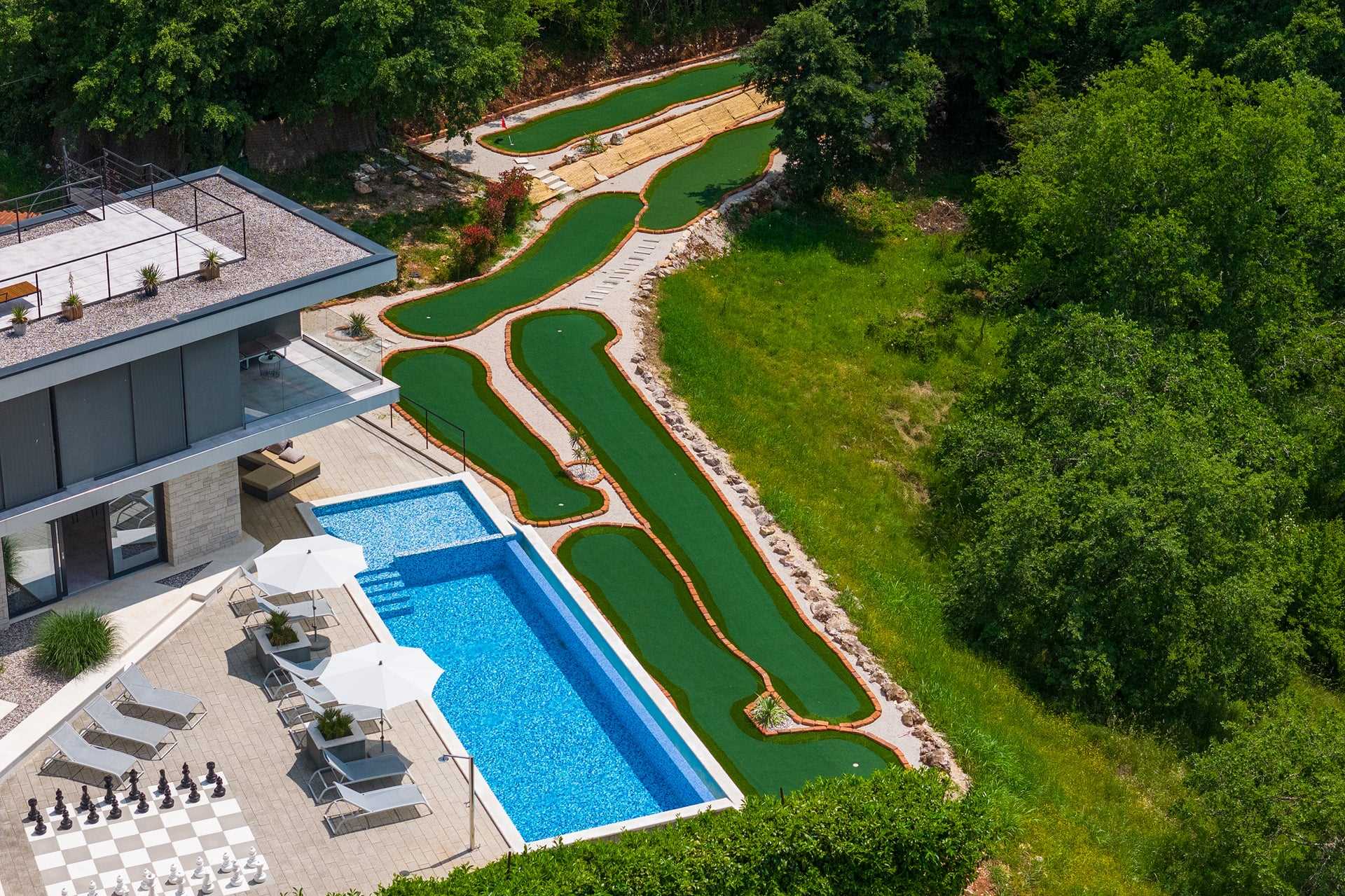 Luxury Villa Queen B with Pool
