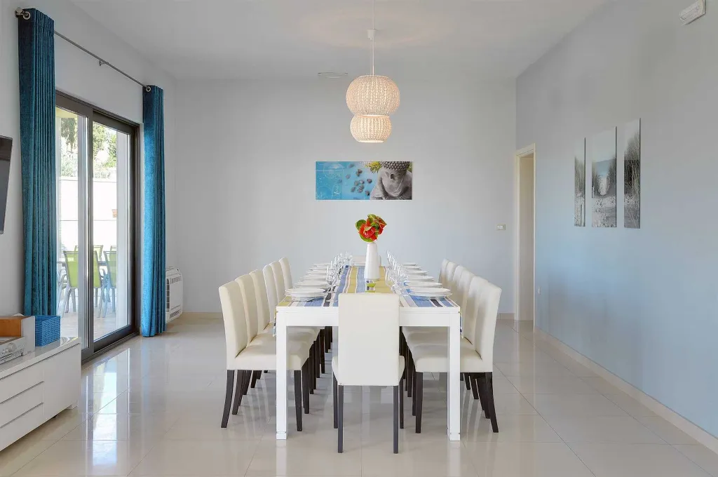 Spacious Villa Retreat with Pool in Krnica