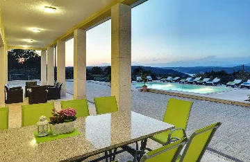 Spacious Villa Retreat with Pool in Krnica