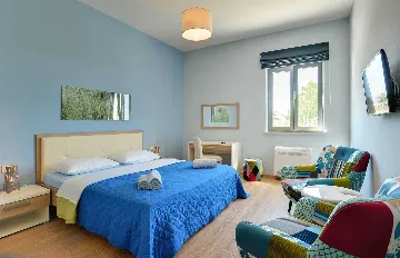 Spacious Villa Retreat with Pool in Krnica