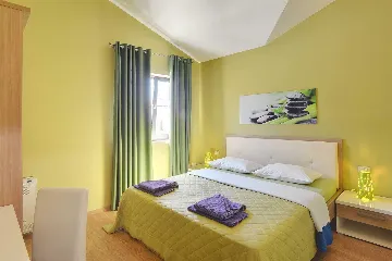 Spacious Villa Retreat with Pool in Krnica