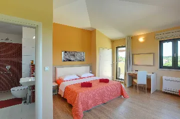 Spacious Villa Retreat with Pool in Krnica