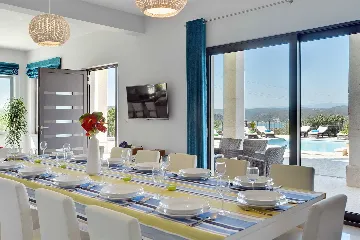 Spacious Villa Retreat with Pool in Krnica