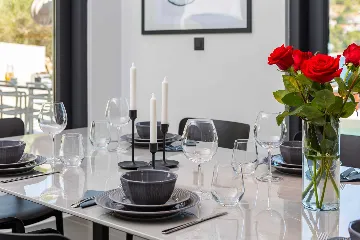 Beachfront Villa with Heated Pool, Okrug Gornji