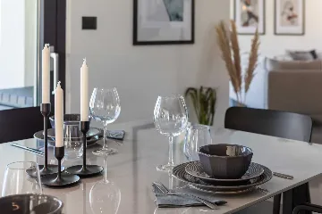 Beachfront Villa with Heated Pool, Okrug Gornji