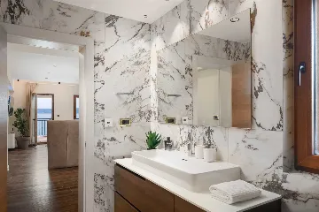 Modern Beachfront Villa with Pool in Kaštel Stari