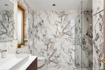 Modern Beachfront Villa with Pool in Kaštel Stari