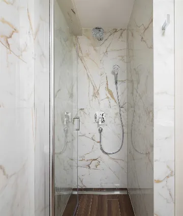 Modern Beachfront Villa with Pool in Kaštel Stari