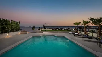 Modern Beachfront Villa with Pool in Kaštel Stari