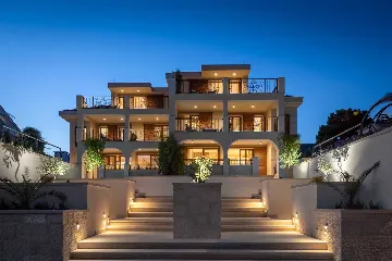 Modern Beachfront Villa with Pool in Kaštel Stari